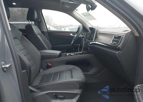 2025 Volkswagen Atlas 2.0T Sel from USA, damaged, VIN 1V2BR2CA6SC574245